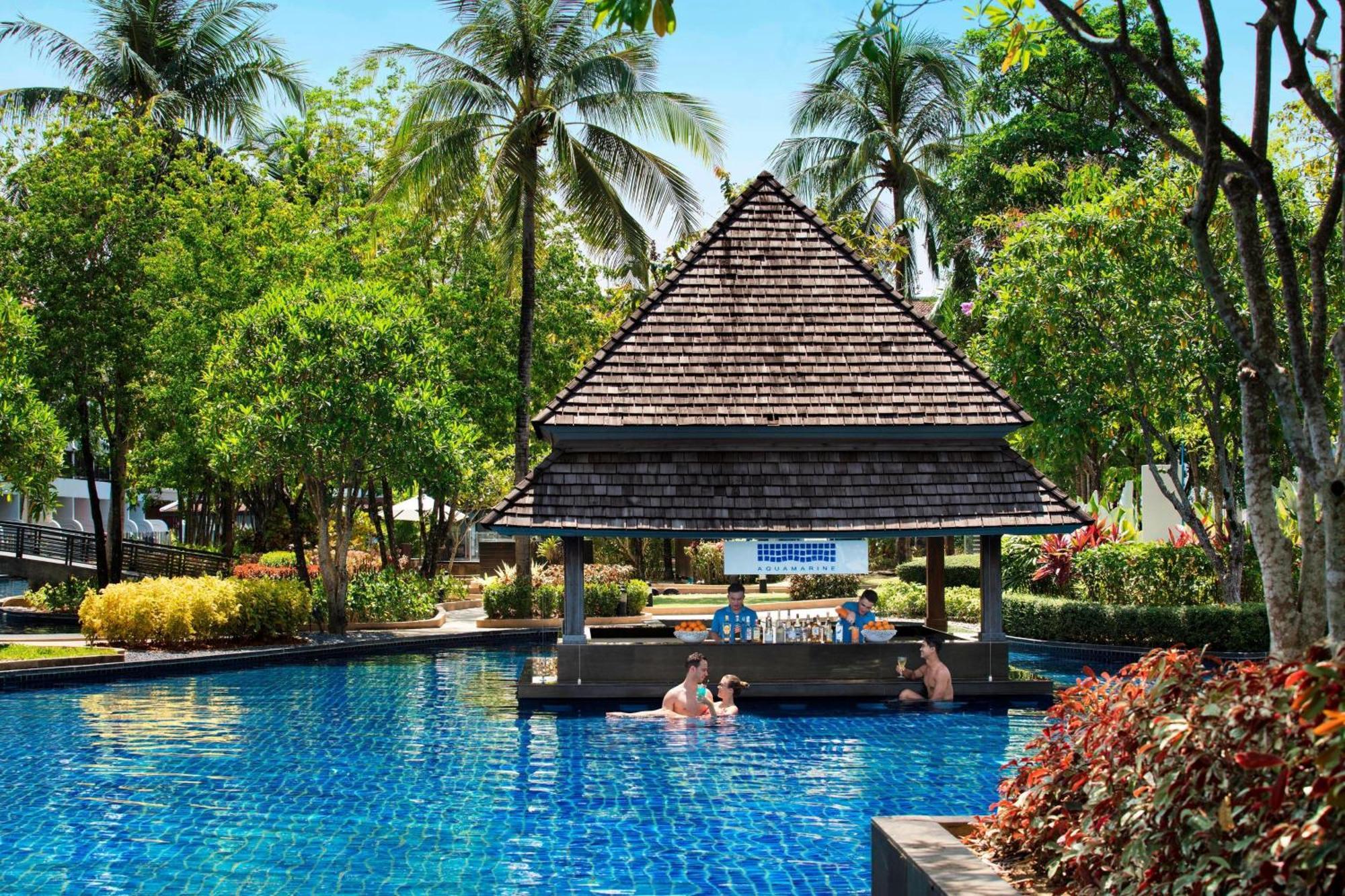 Jw Marriott Khao Lak Resort And Spa Bagian luar foto The swimming pool at the Royal Thai Pool
