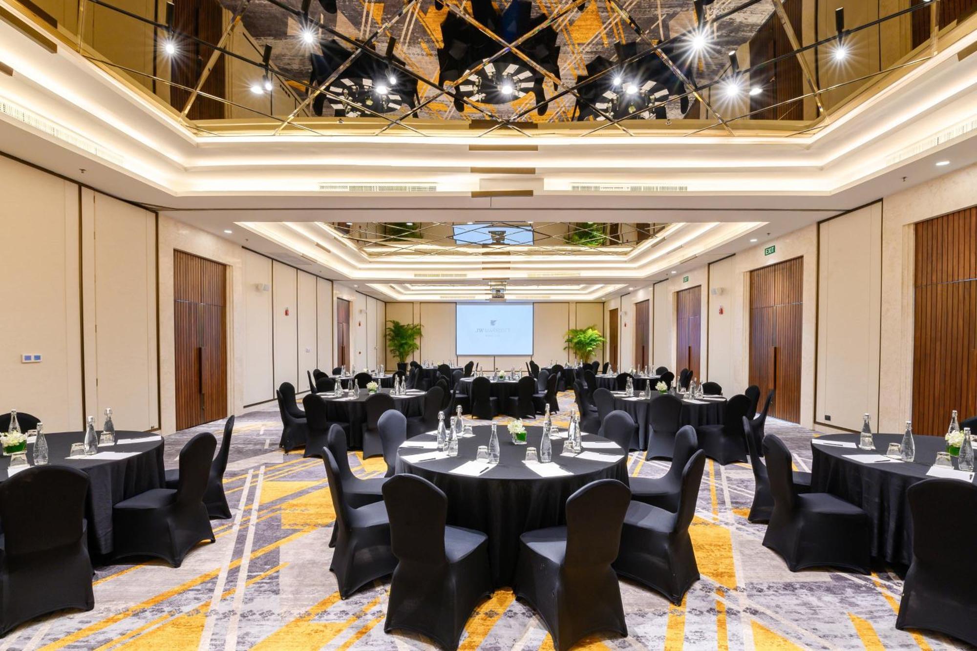 Jw Marriott Khao Lak Resort And Spa Bagian luar foto Meeting room